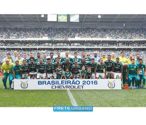 Futebol 2016. A comemoração tem as cores verde e branco e tricolor